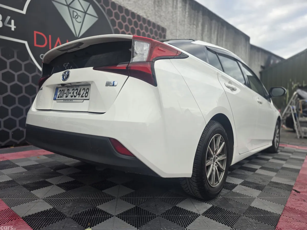 Toyota Prius Hatchback, Petrol Hybrid, 2020, White