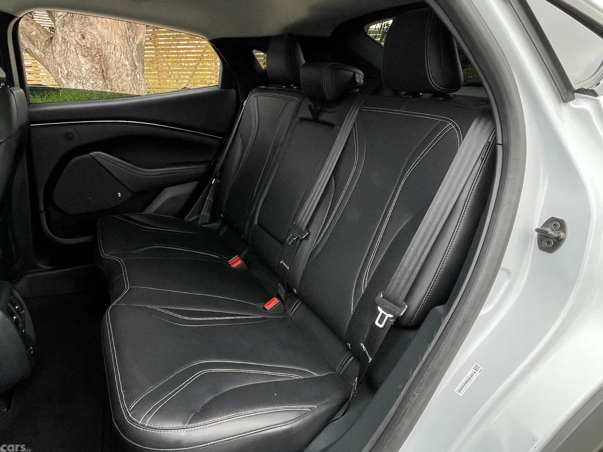 Ford Mustang Mach-E Hatchback, Electric, 2022, White