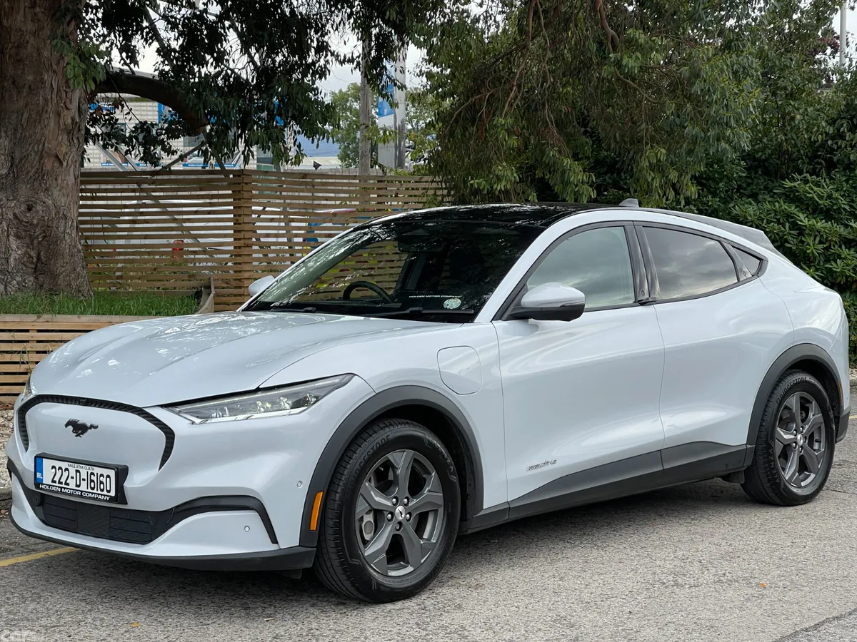Ford Mustang Mach-E Hatchback, Electric, 2022, White