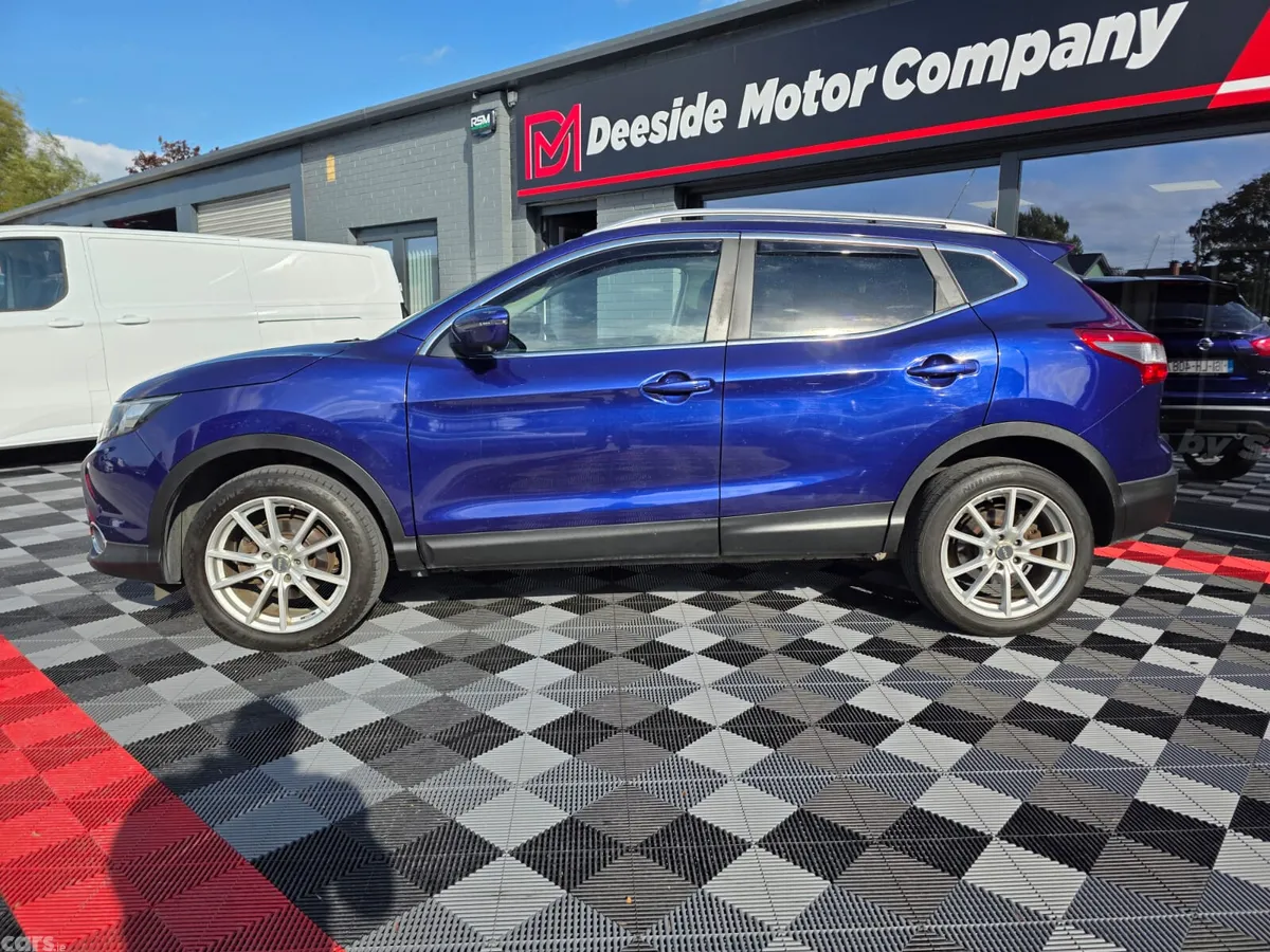 Nissan Qashqai Hatchback, Diesel, 2016, Blue