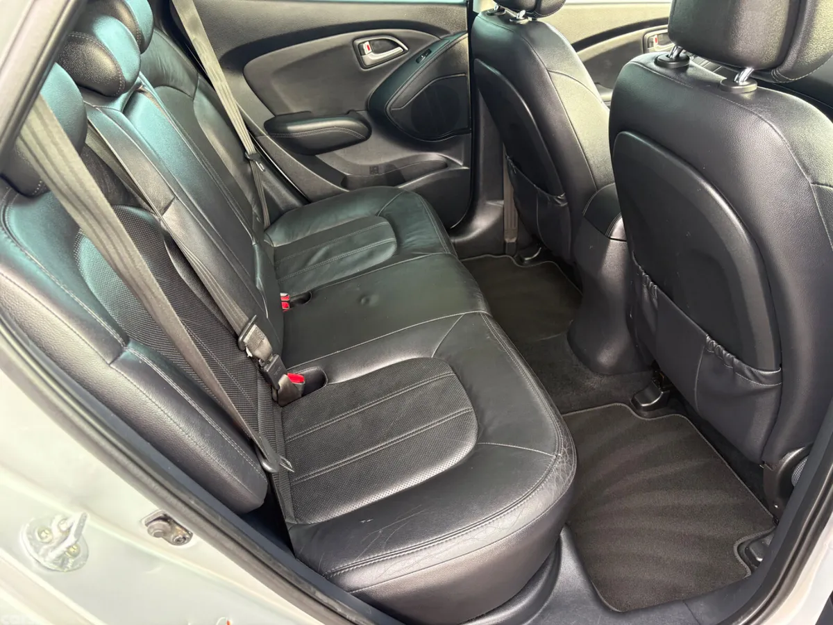 Hyundai ix35 SUV, Diesel, 2013, Silver