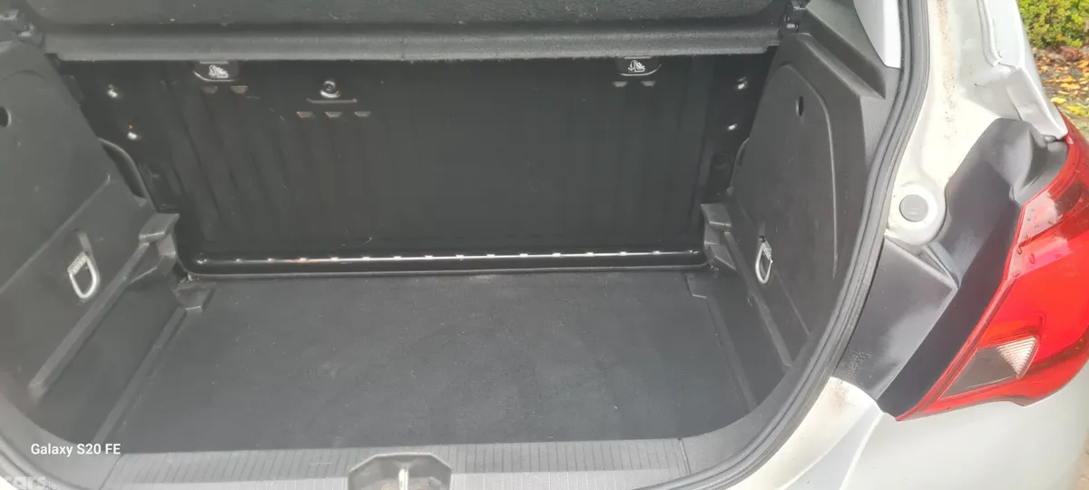 Opel Corsa Hatchback, Petrol, 2015, Silver