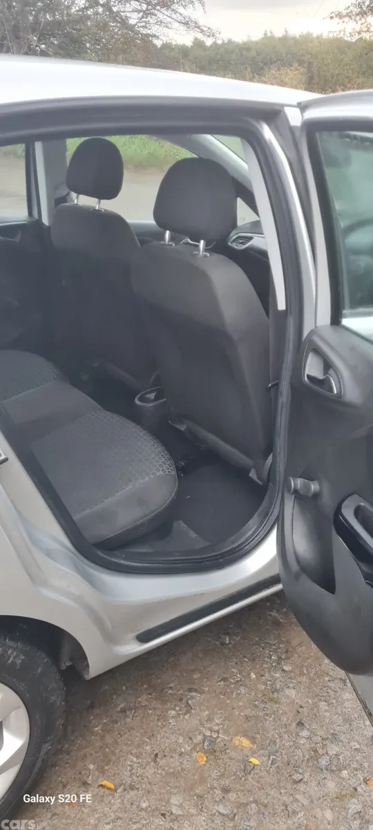 Opel Corsa Hatchback, Petrol, 2015, Silver