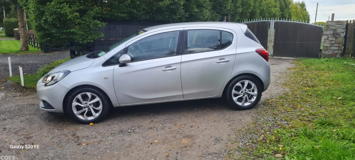 Opel Corsa Hatchback, Petrol, 2015, Silver