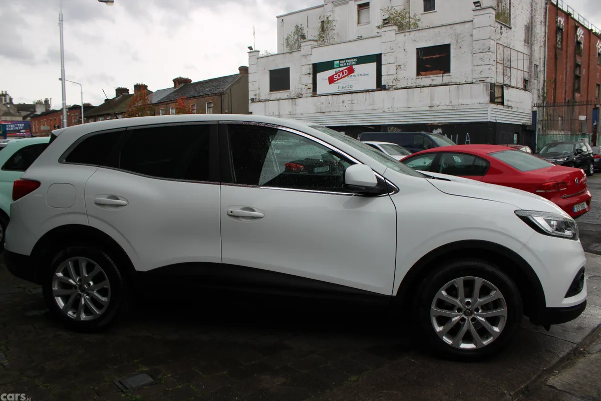 Renault Kadjar SUV, Diesel, 2021, White