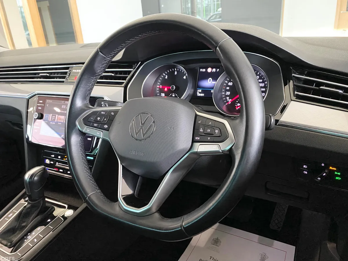 Volkswagen Passat Saloon, Diesel, 2021, Grey