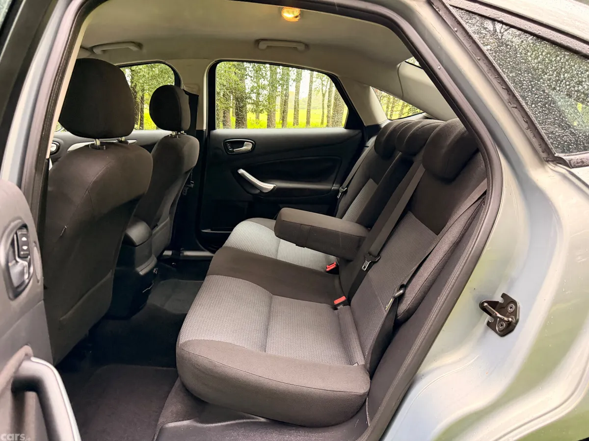Ford Mondeo Saloon, Diesel, 2007, Grey