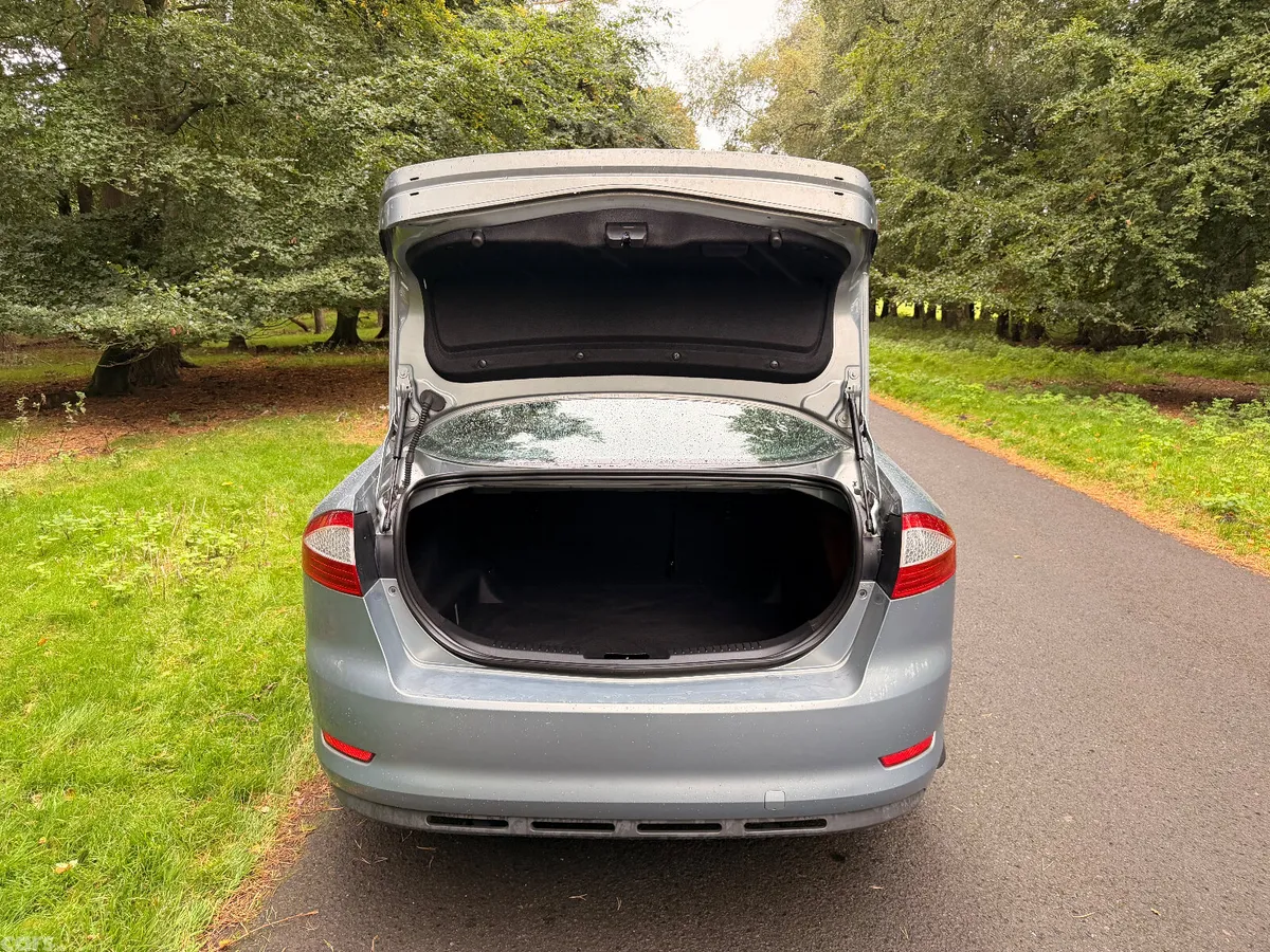 Ford Mondeo Saloon, Diesel, 2007, Grey