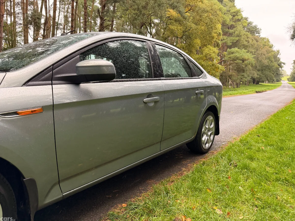Ford Mondeo Saloon, Diesel, 2007, Grey
