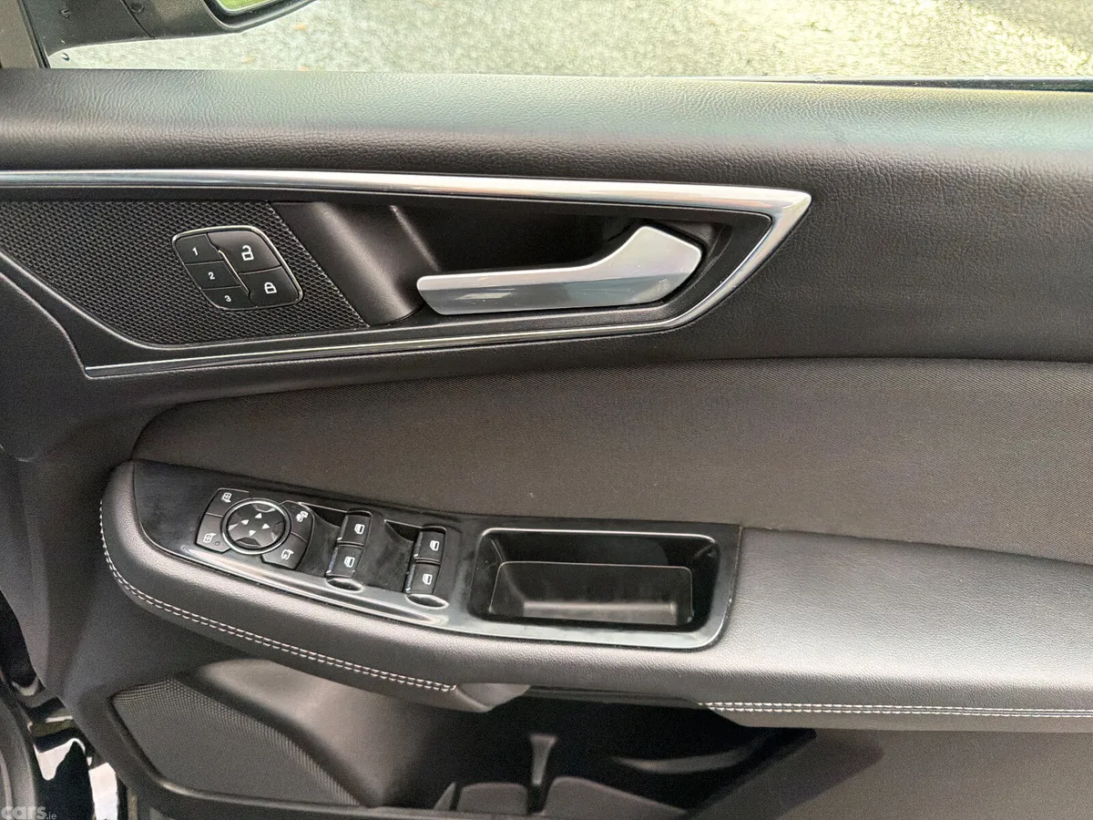 Ford Galaxy MPV, Diesel, 2018, Black