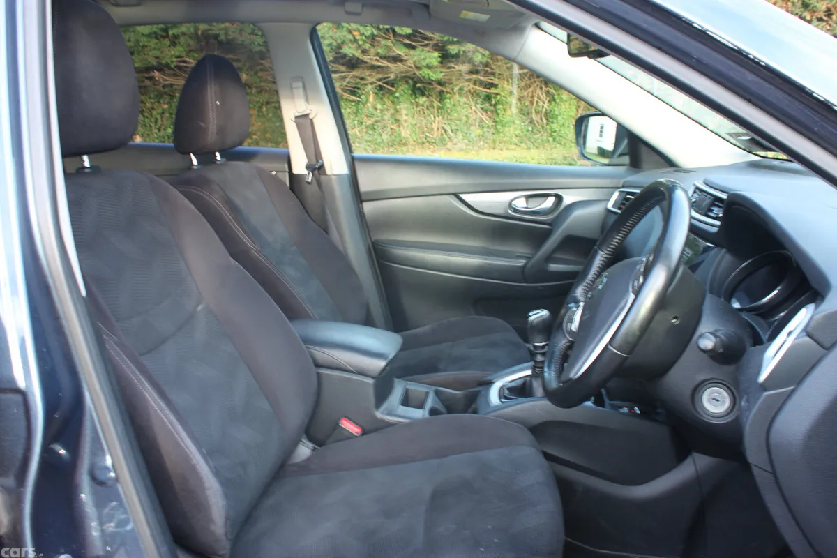 Nissan X-Trail SUV, Diesel, 2017, Blue