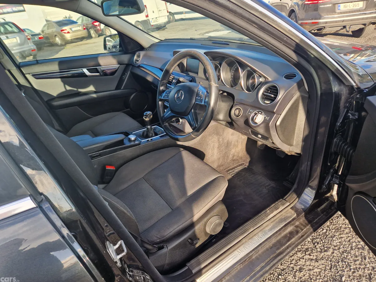 Mercedes-Benz C-Class Saloon, Diesel, 2012, Black