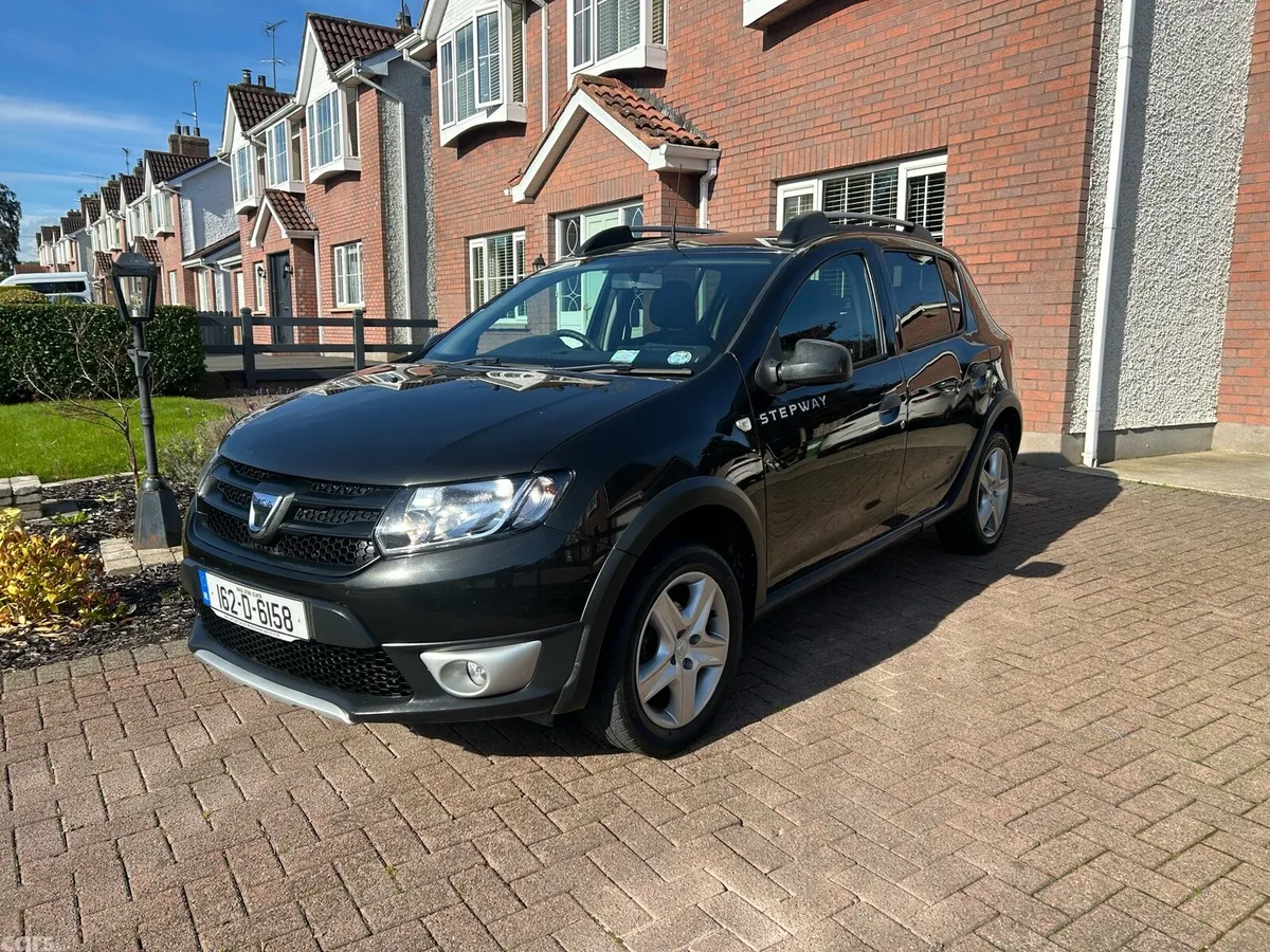 Dacia Sandero Stepway Hatchback, Diesel, 2016, Black