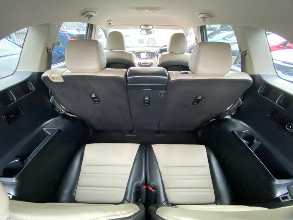 Kia Sorento SUV, Diesel, 2019, Grey