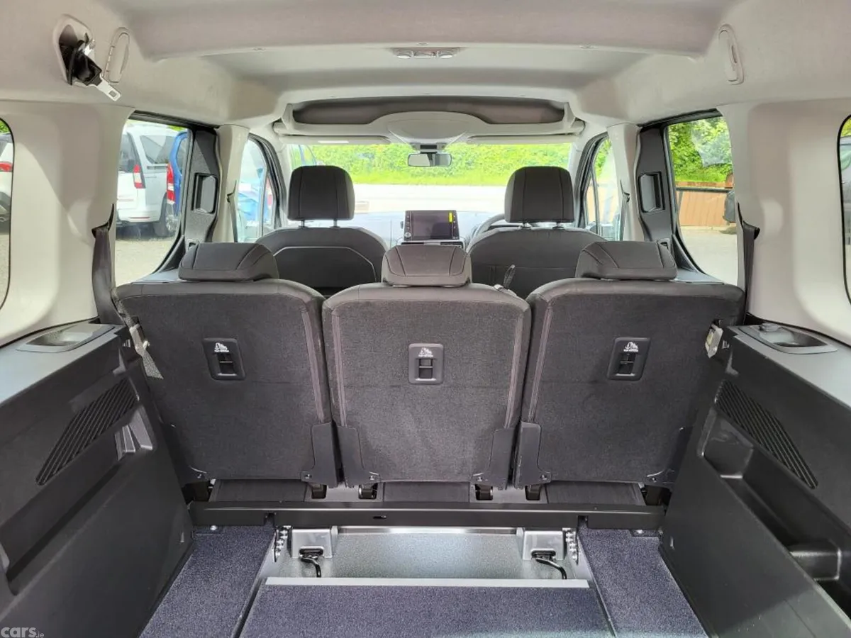 Citroen Berlingo MPV, Diesel, 2025, Black