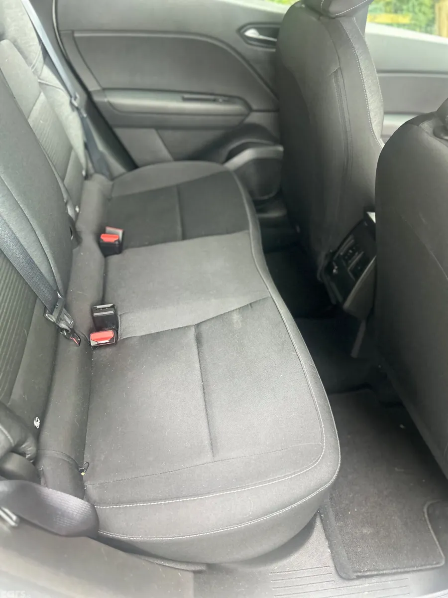 Renault Captur Hatchback, Diesel, 2021, White