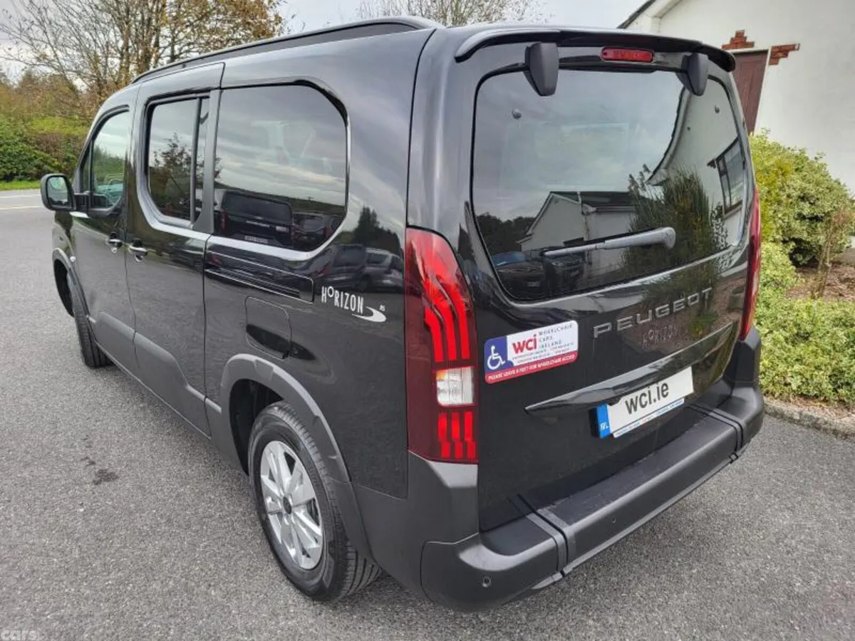 Peugeot Rifter MPV, Diesel, 2026, Black