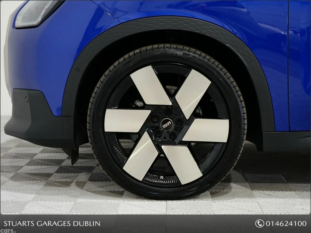 Mini Countryman Hatchback, Electric, 2024, Blue