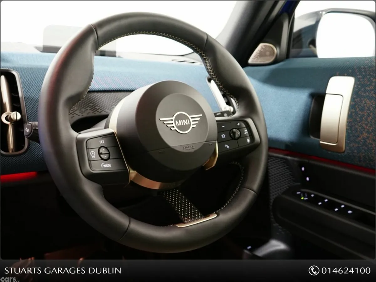 Mini Countryman Hatchback, Electric, 2024, Blue