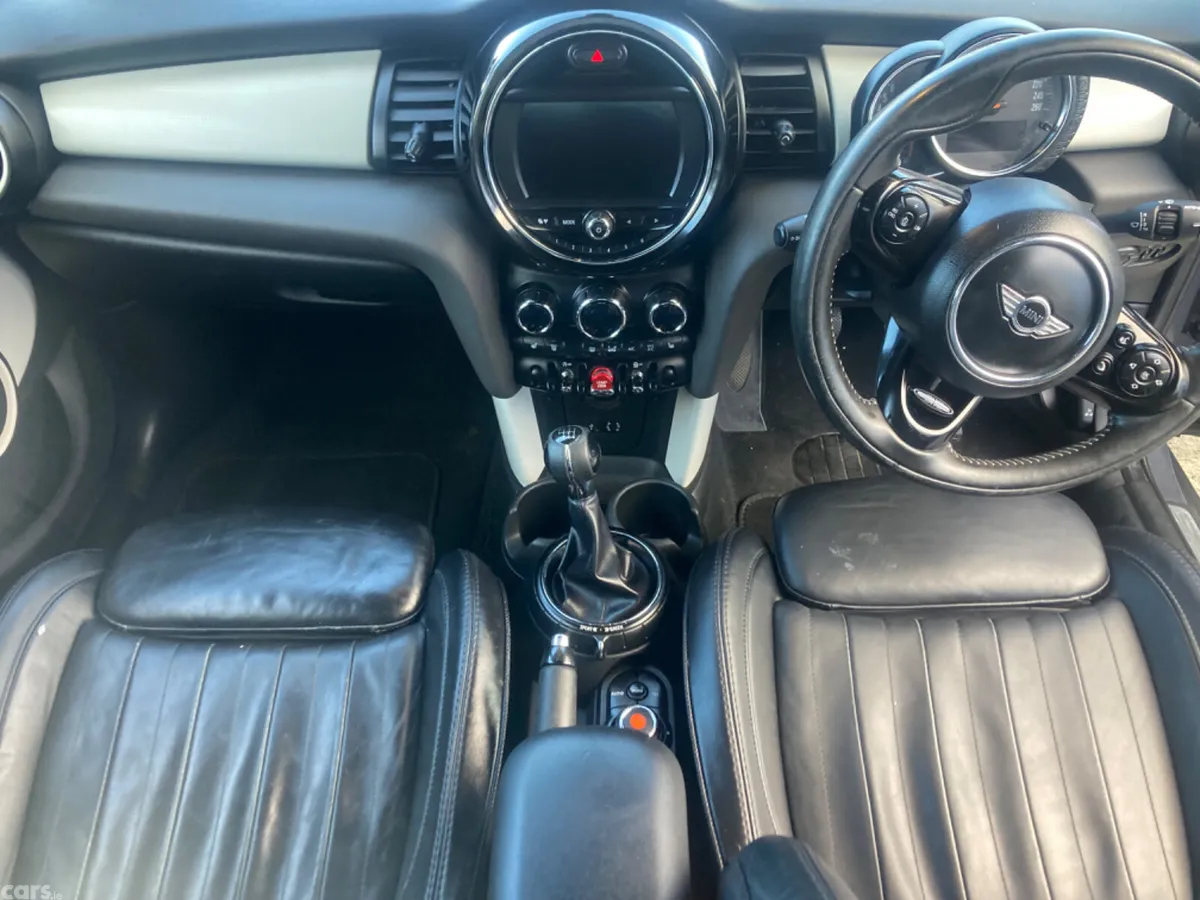 Mini Cooper Hatchback, Petrol, 2016, Grey