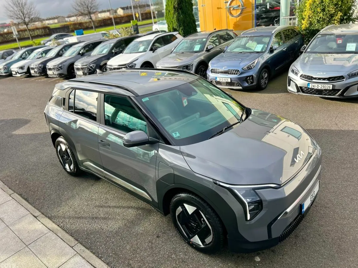 Kia EV3 SUV, Electric, 2027, Grey