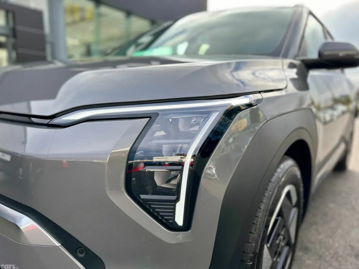 Kia EV3 SUV, Electric, 2027, Grey