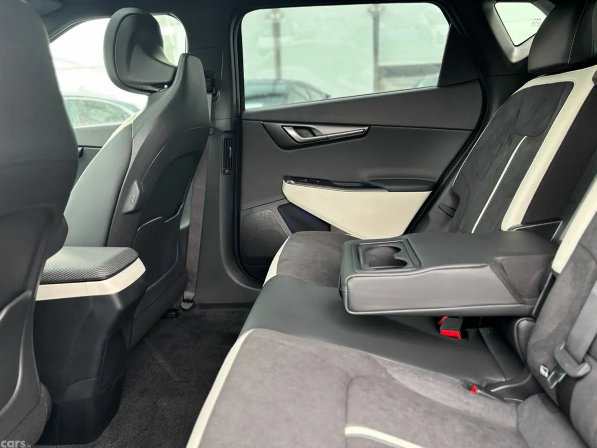 Kia EV6 Hatchback, Electric, 2027, Black