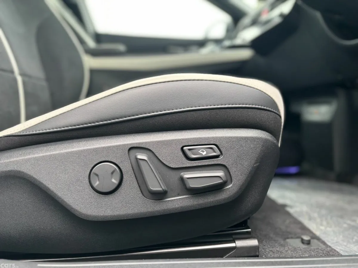 Kia EV6 Hatchback, Electric, 2027, Black