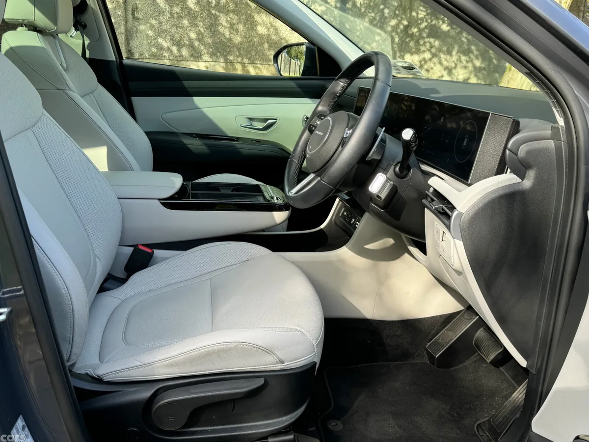 Hyundai Tucson SUV, Petrol Plug-in Hybrid, 2025, Grey