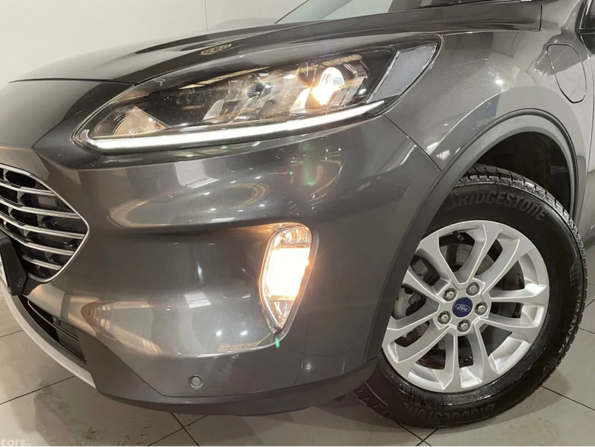 Ford Kuga MPV, Petrol Plug-in Hybrid, 2023, Grey