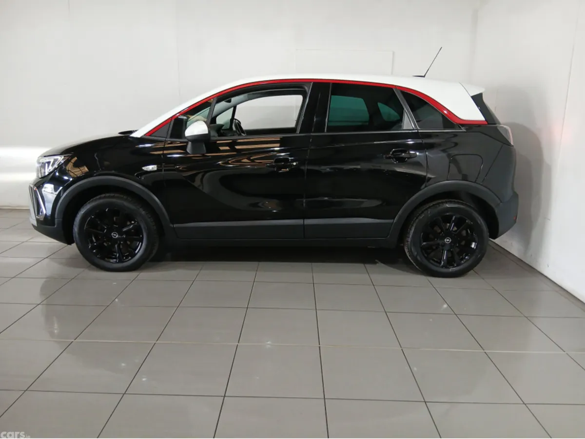 Opel Crossland X MPV, Diesel, 2022, Black
