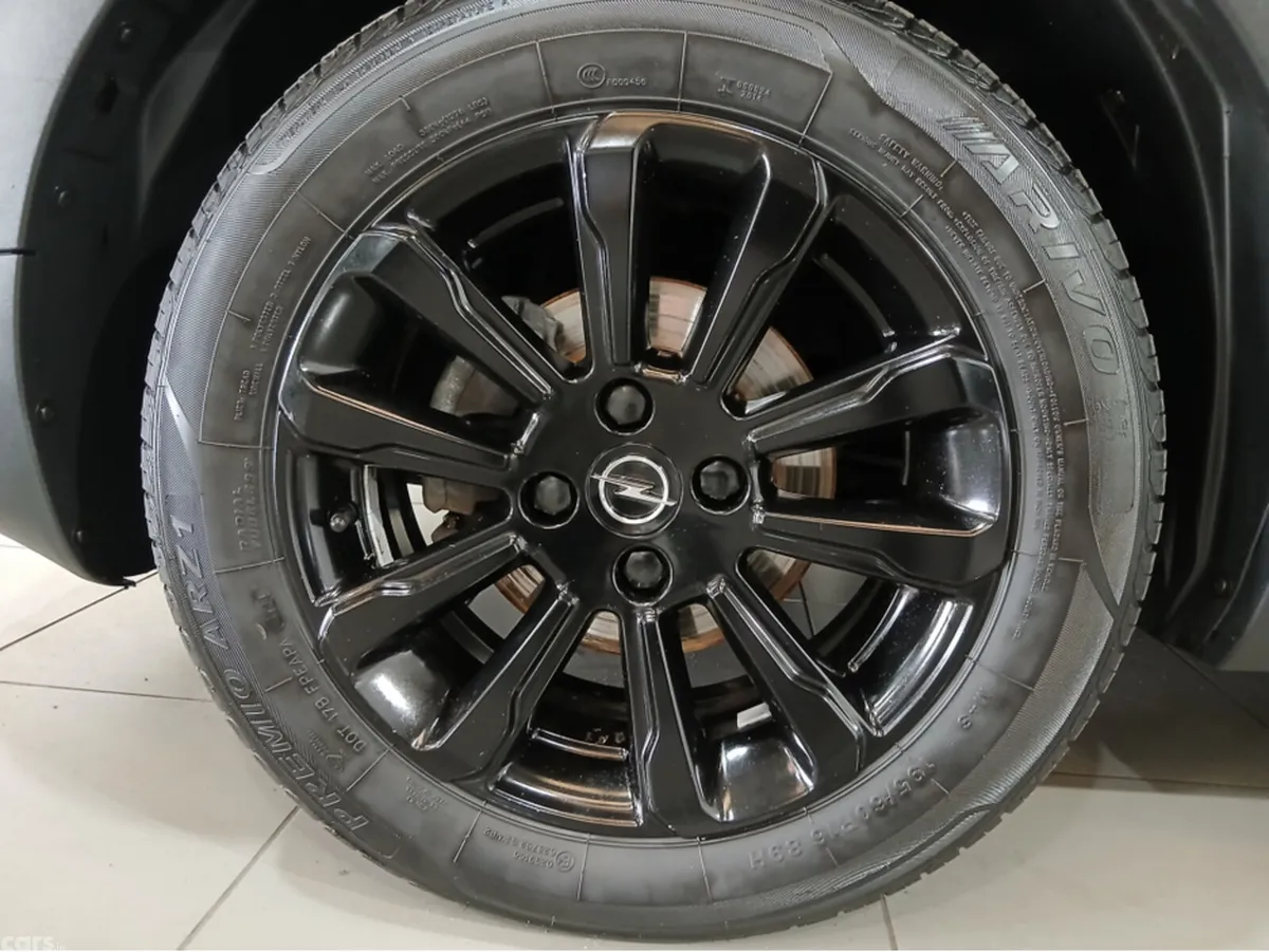 Opel Crossland X MPV, Diesel, 2022, Black