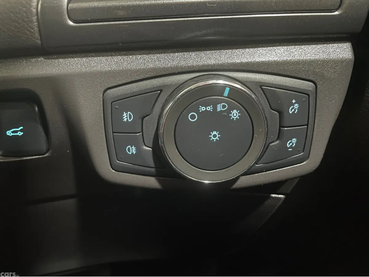 Ford Mondeo Estate, Diesel, 2021, Grey