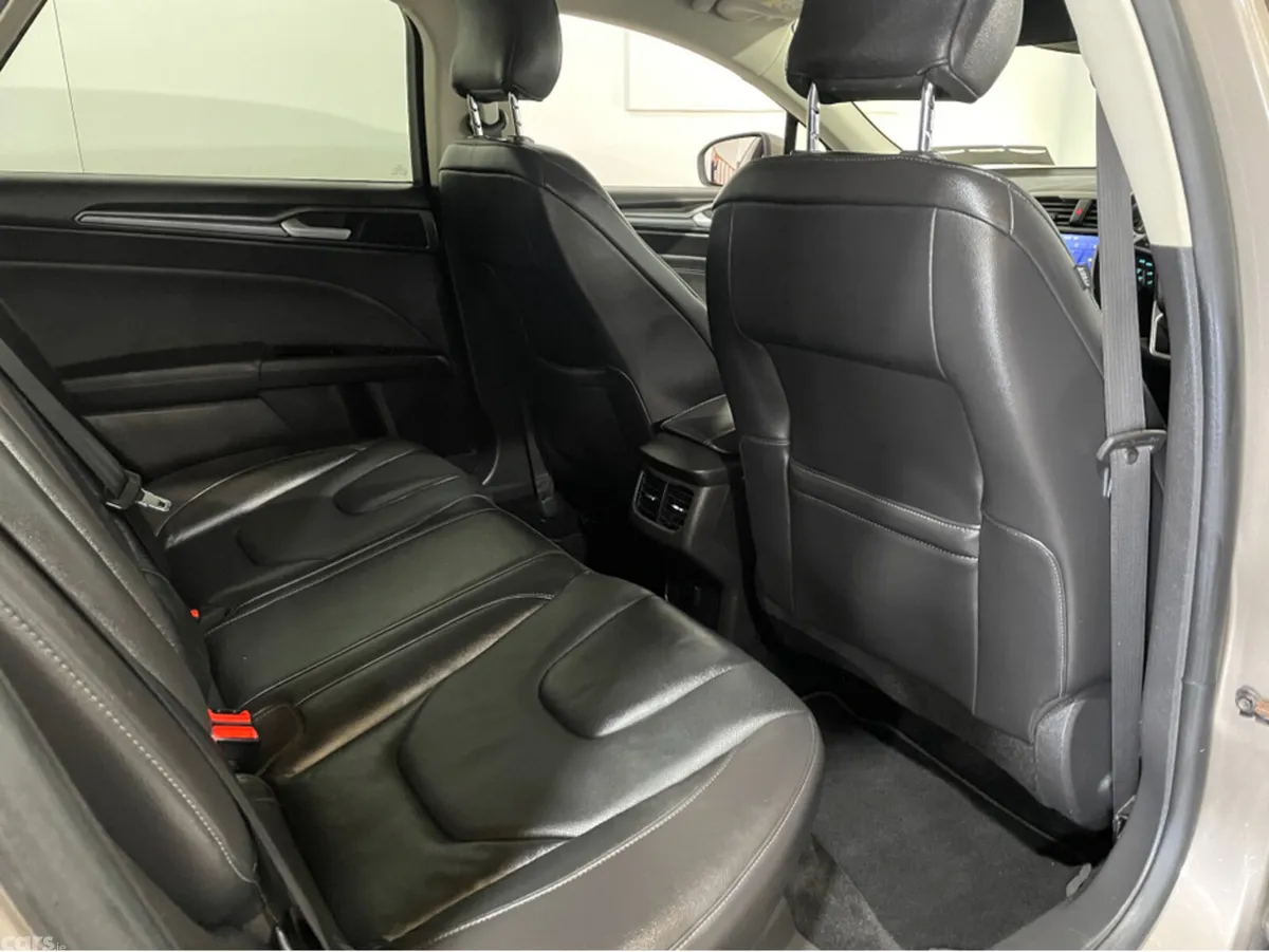 Ford Mondeo Estate, Diesel, 2021, Grey