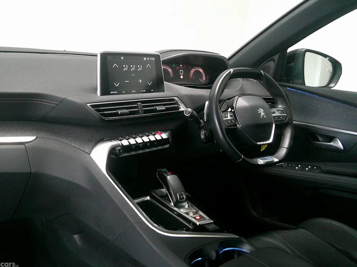 Peugeot 3008 SUV, Diesel, 2019, Blue