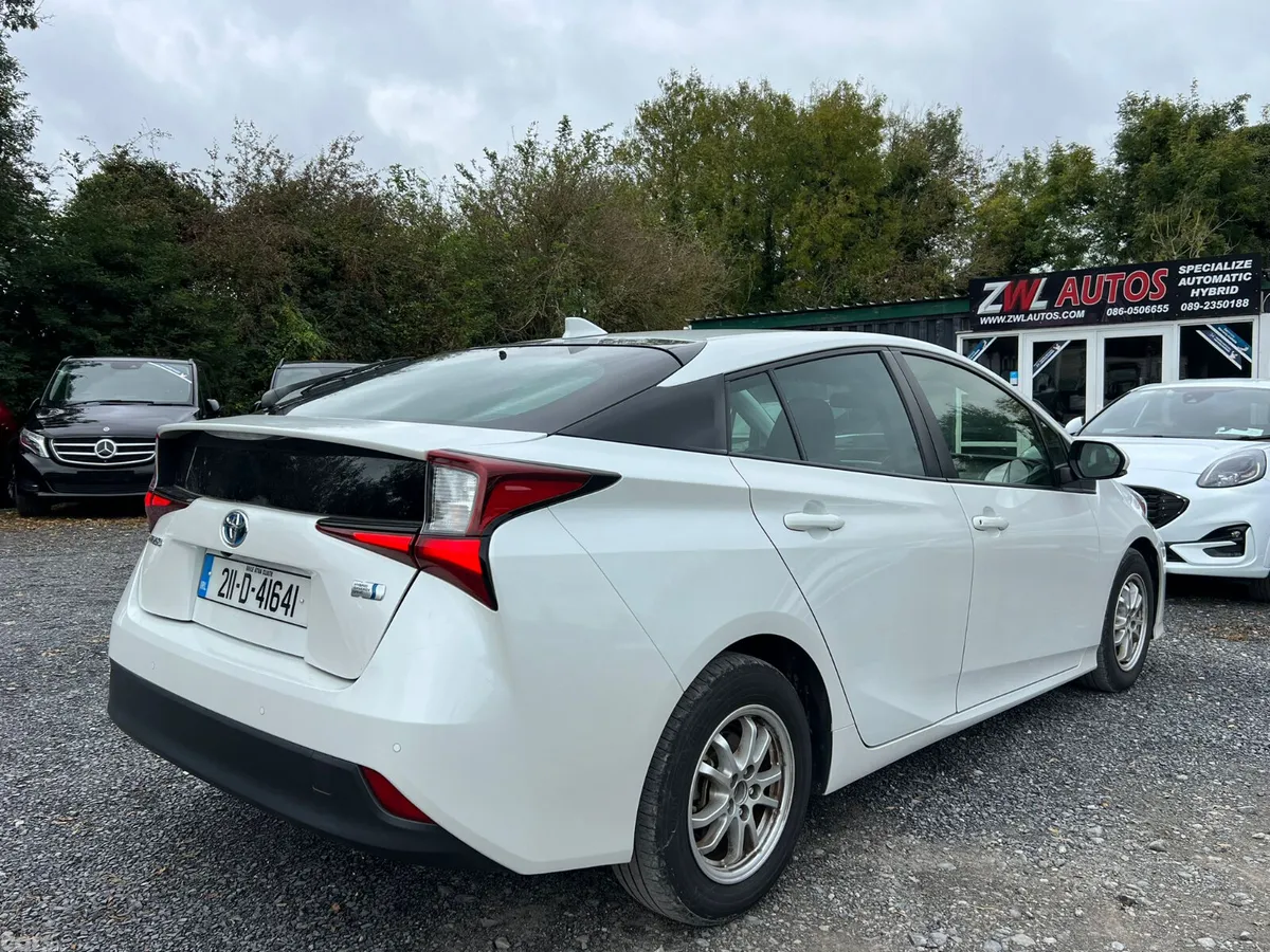 Toyota Prius Hatchback, Petrol Hybrid, 2021, White