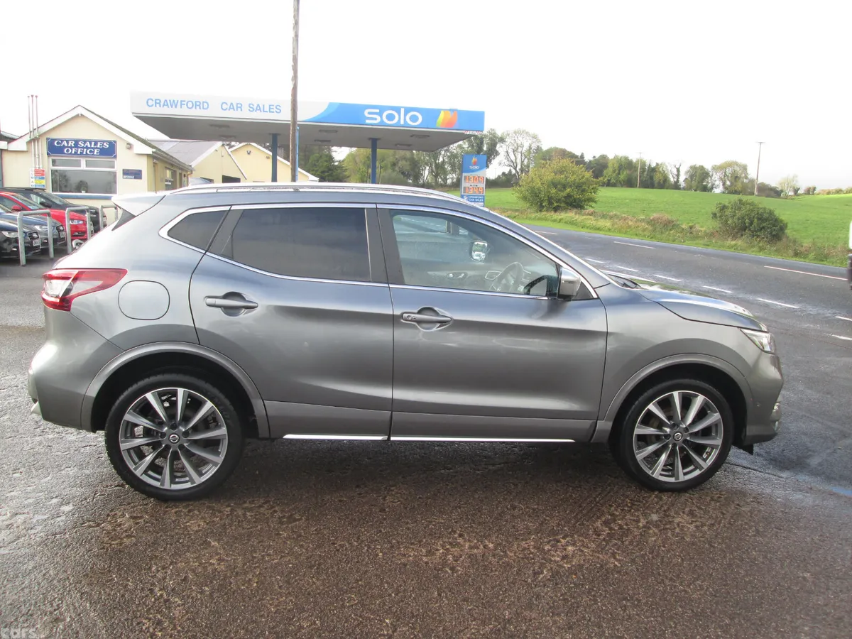 Nissan Qashqai SUV, Diesel, 2020, Grey