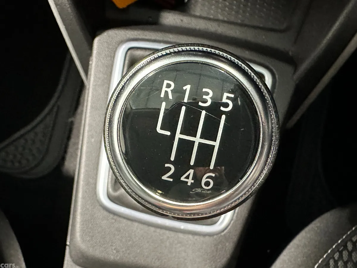Dacia Duster SUV, Petrol, 2022, Blue