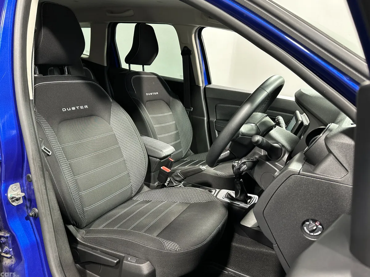 Dacia Duster SUV, Petrol, 2022, Blue