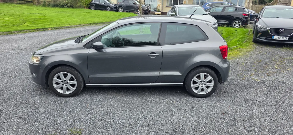 Volkswagen Polo Hatchback, Petrol, 2014, Grey