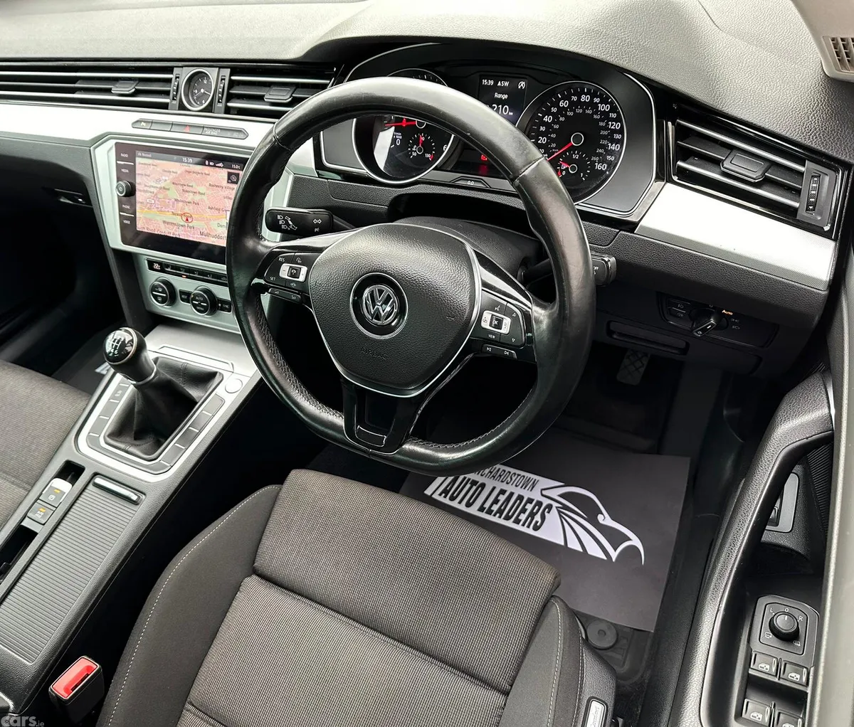 Volkswagen Passat Saloon, Diesel, 2019, Silver