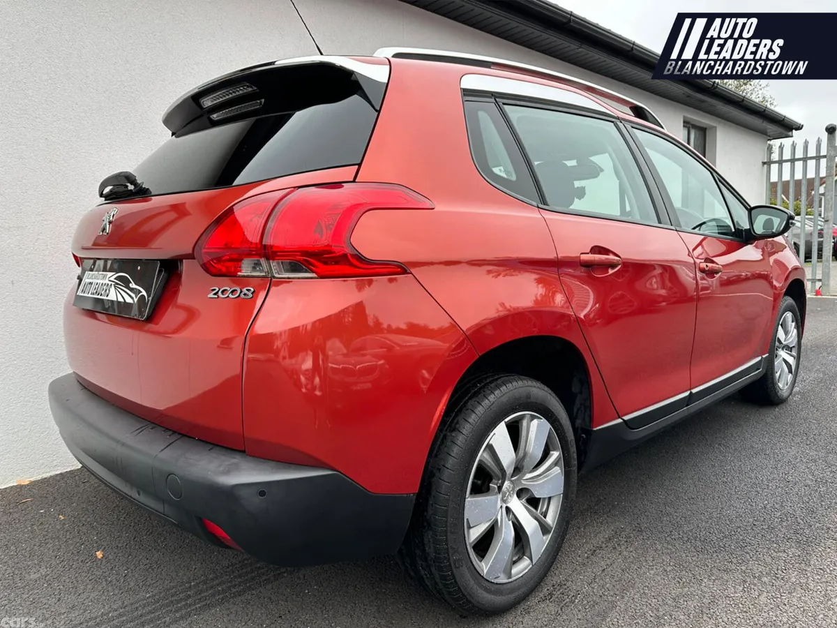 Peugeot 2008 SUV, Petrol, 2016, Red