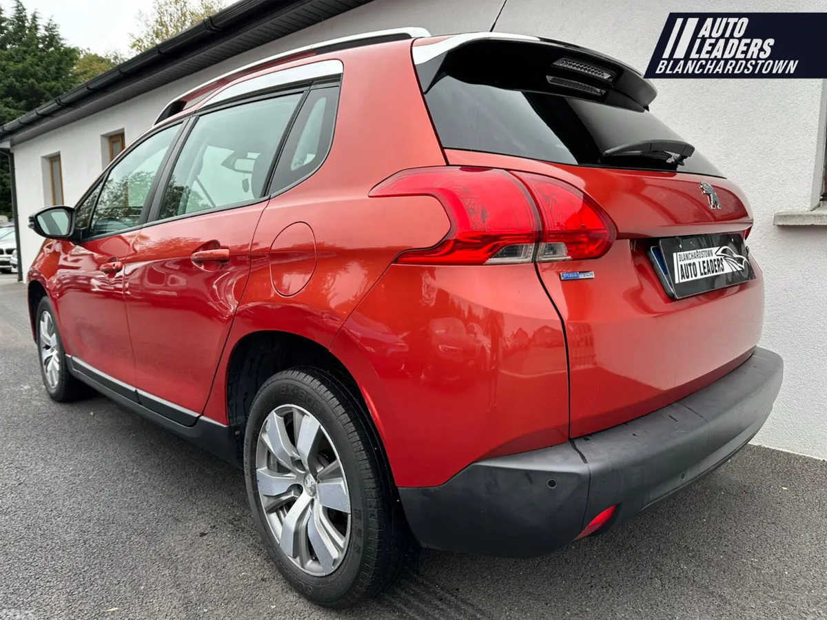 Peugeot 2008 SUV, Petrol, 2016, Red