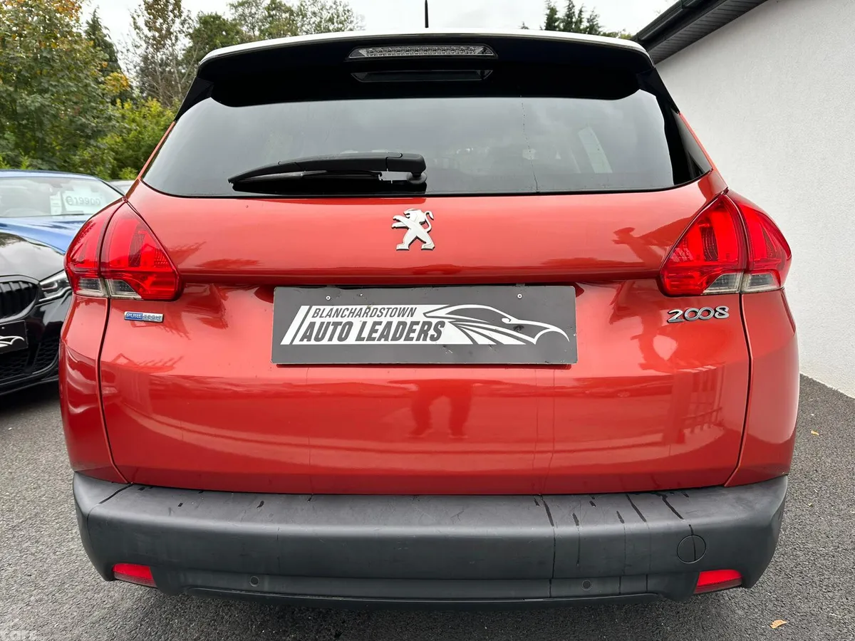 Peugeot 2008 SUV, Petrol, 2016, Red