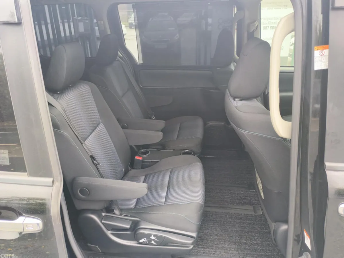 Toyota Voxy MPV, Petrol Hybrid, 2016, Black