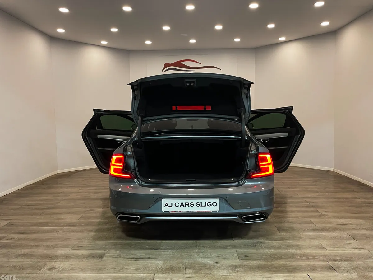 Volvo S90 Saloon, Diesel, 2020, Grey