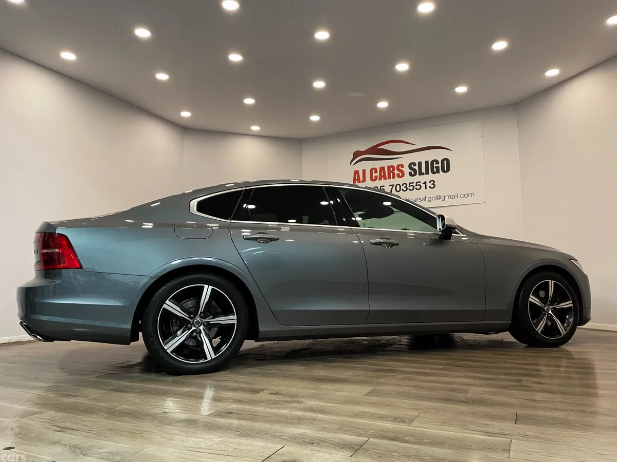 Volvo S90 Saloon, Diesel, 2020, Grey