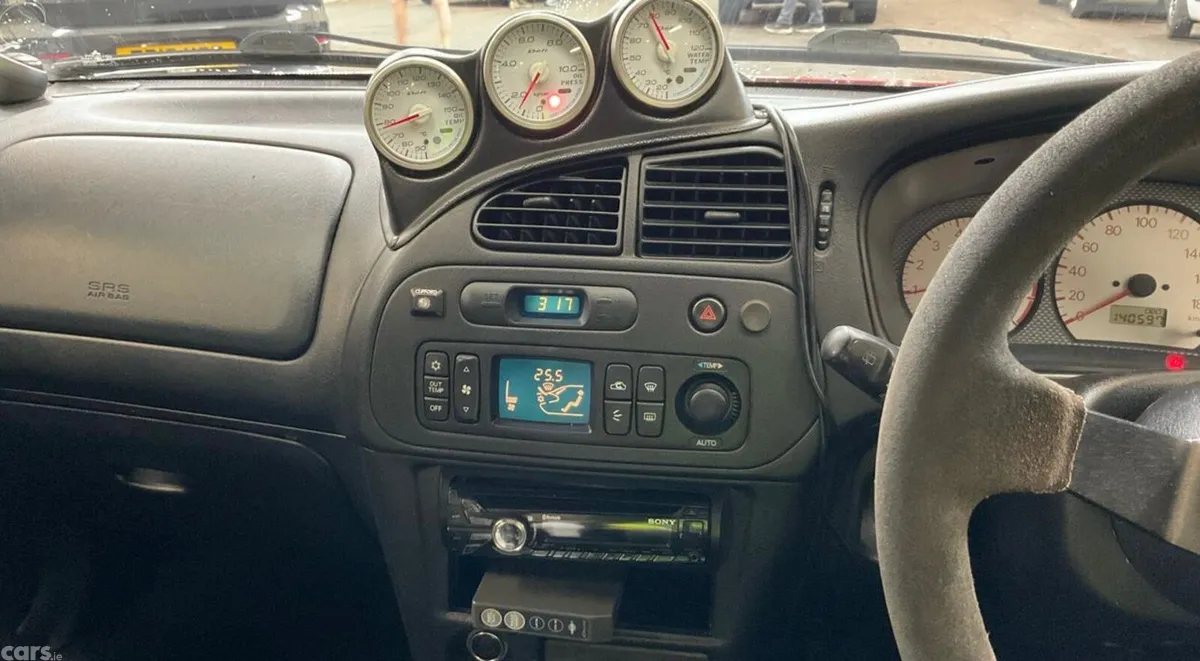 Mitsubishi Lancer Saloon, Petrol, 1996, Red