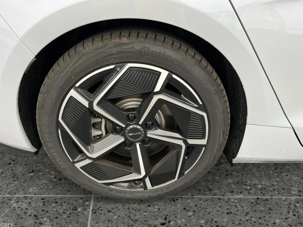 BYD SEAL Saloon, Electric, 2025, Grey
