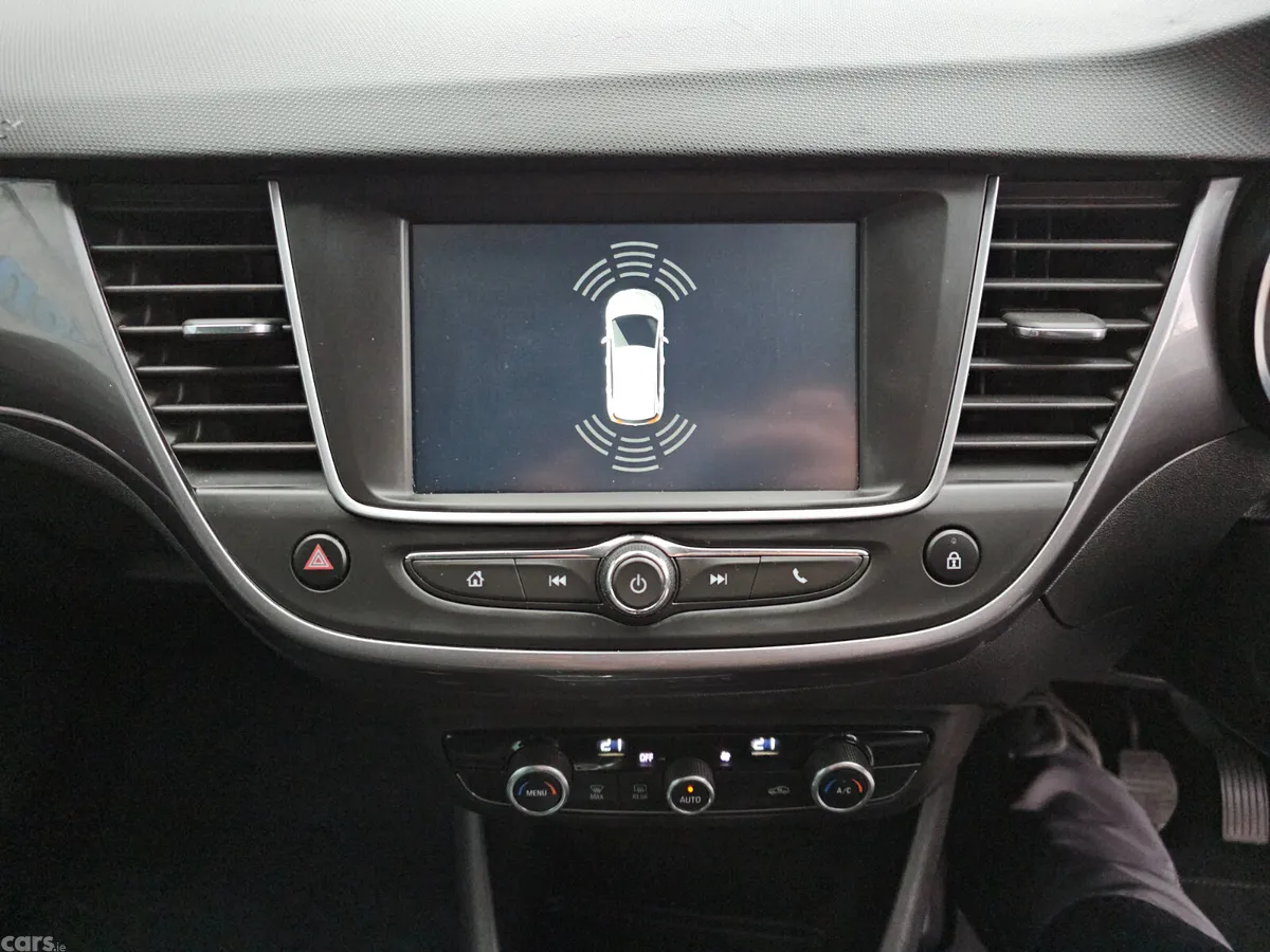 Opel Crossland X SUV, Diesel, 2019, Black